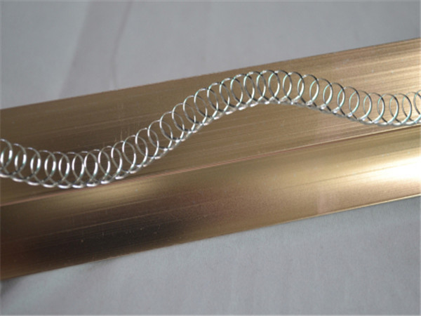 ����˫�����߽�